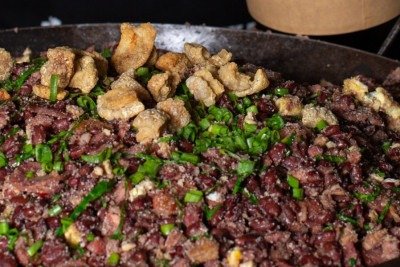 Feij&atilde;o tropeiro, prato tradicional de Minas Gerais, conquistou a segunda posi&ccedil;&atilde;o em ranking mundial de pratos com feij&atilde;o. -  (crédito: Mateus Baranowski / Ag&ecirc;ncia Minas)