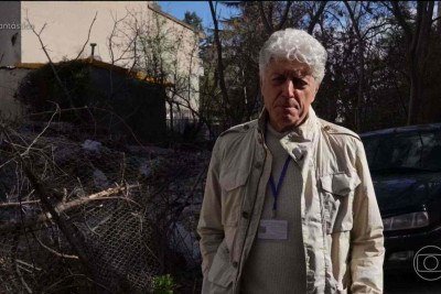 Caco Barcellos em reportagem no Irã -  (crédito: TV Globo)