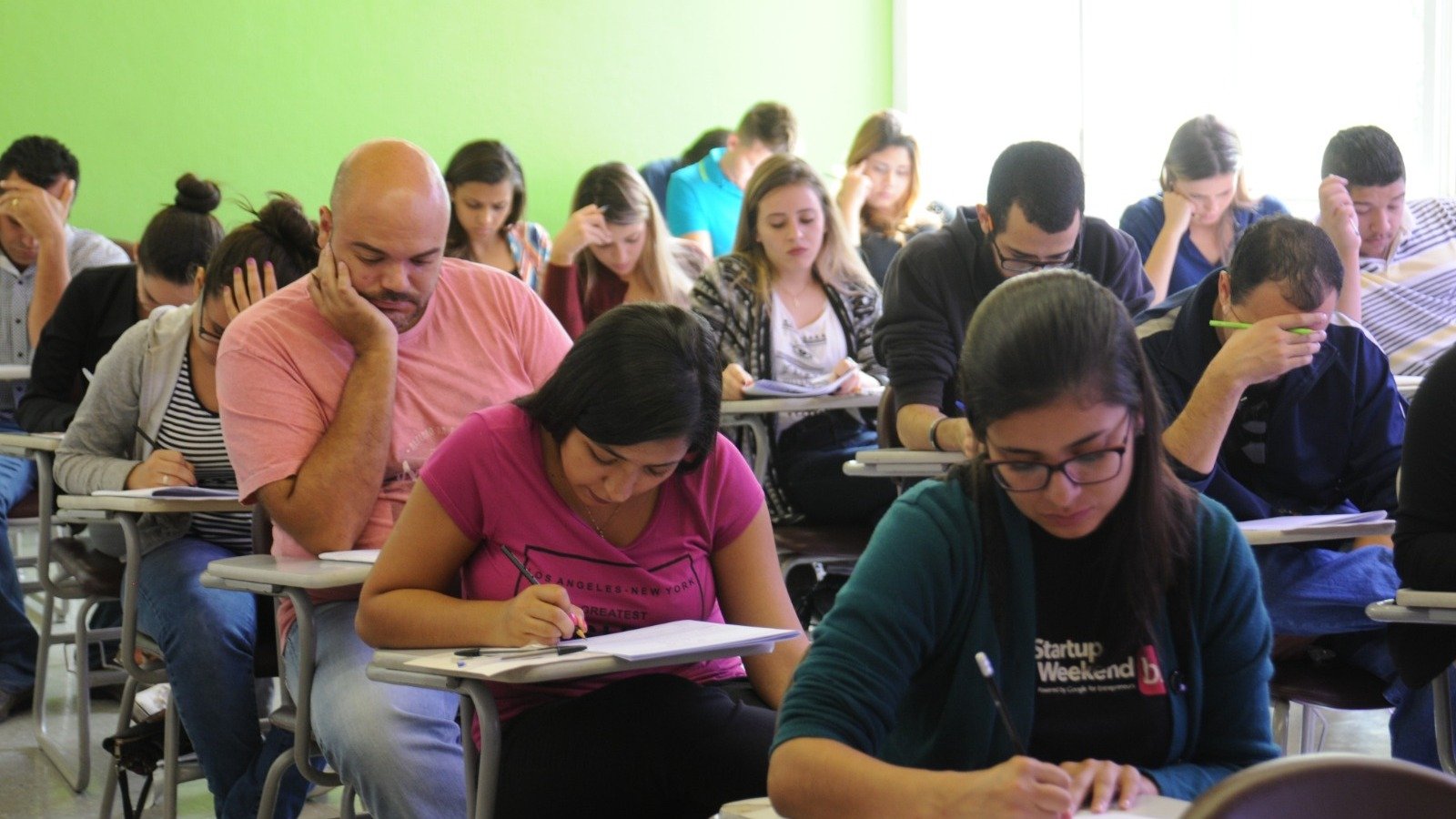 Isenção Enem 2026: prazo começa e domina as buscas do Google - Jair Amaral/EM/D.A Press