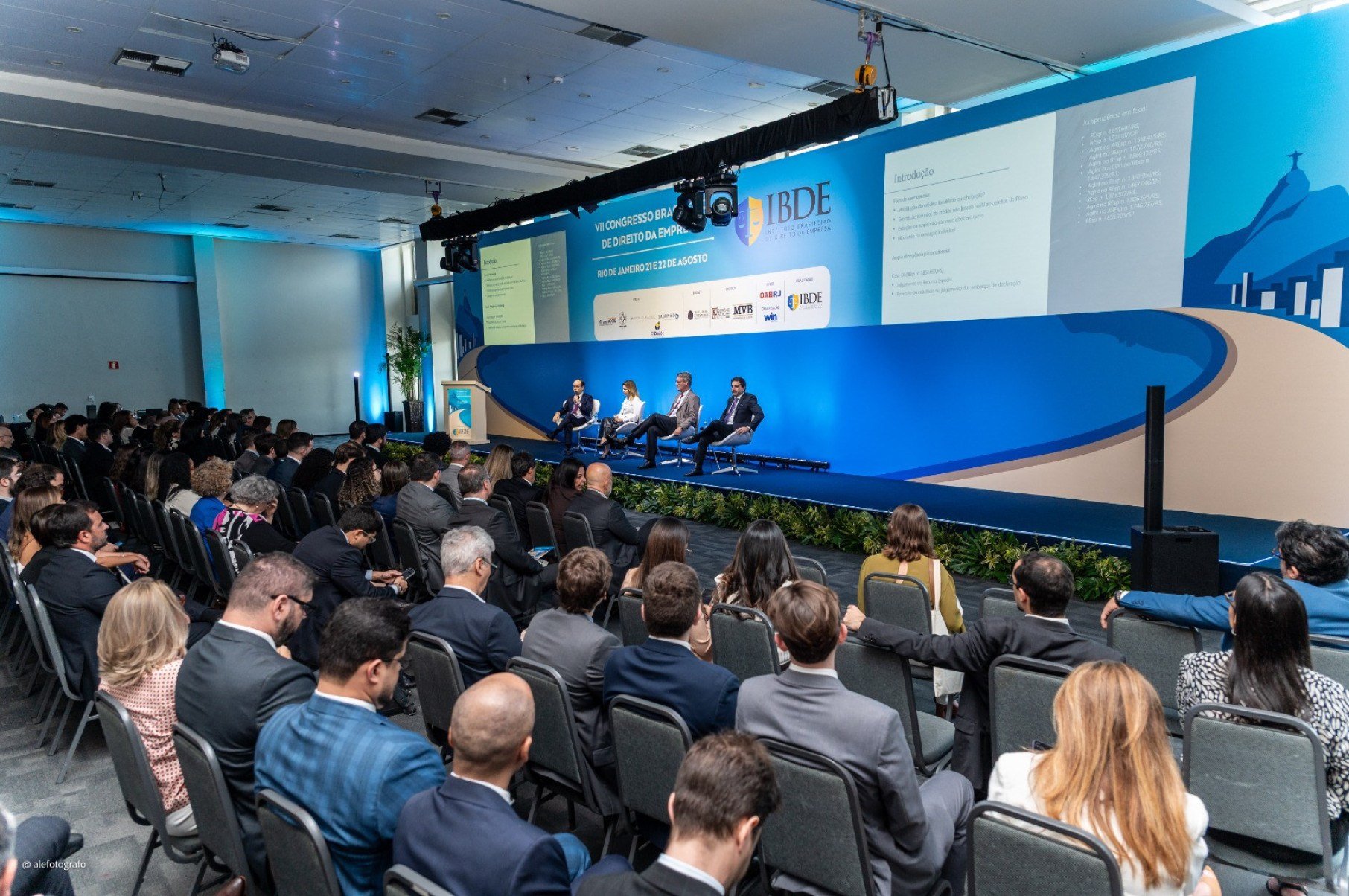 Endividamento das empresas pauta congresso do IBDE no Rio - DINO