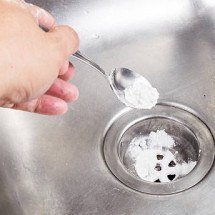 Colocar vinagre no ralo à noite: para que serve e por que é recomendado - iStock