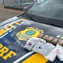 MG: PRF apreende drogas de origem paquistanesa em ônibus interestadual - PRF/Divulgação