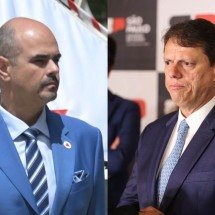 Simões concede a Tarcísio o Grande Colar da Medalha da Inconfidência  - Leandro Couri/EM/D.A.Press e Paulo Guereta / Governo do Estado de SP