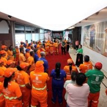 Garis visitam exposição de Renoir na Casa Fiat de Cultura - Edésio Ferreira/EM/D.A Press