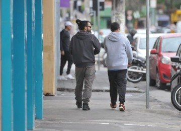 Terça-feira (14/4) amanhece fria em Belo Horizonte (MG) -  (crédito: Gladyston Rodrigues/EM/D.A Press)