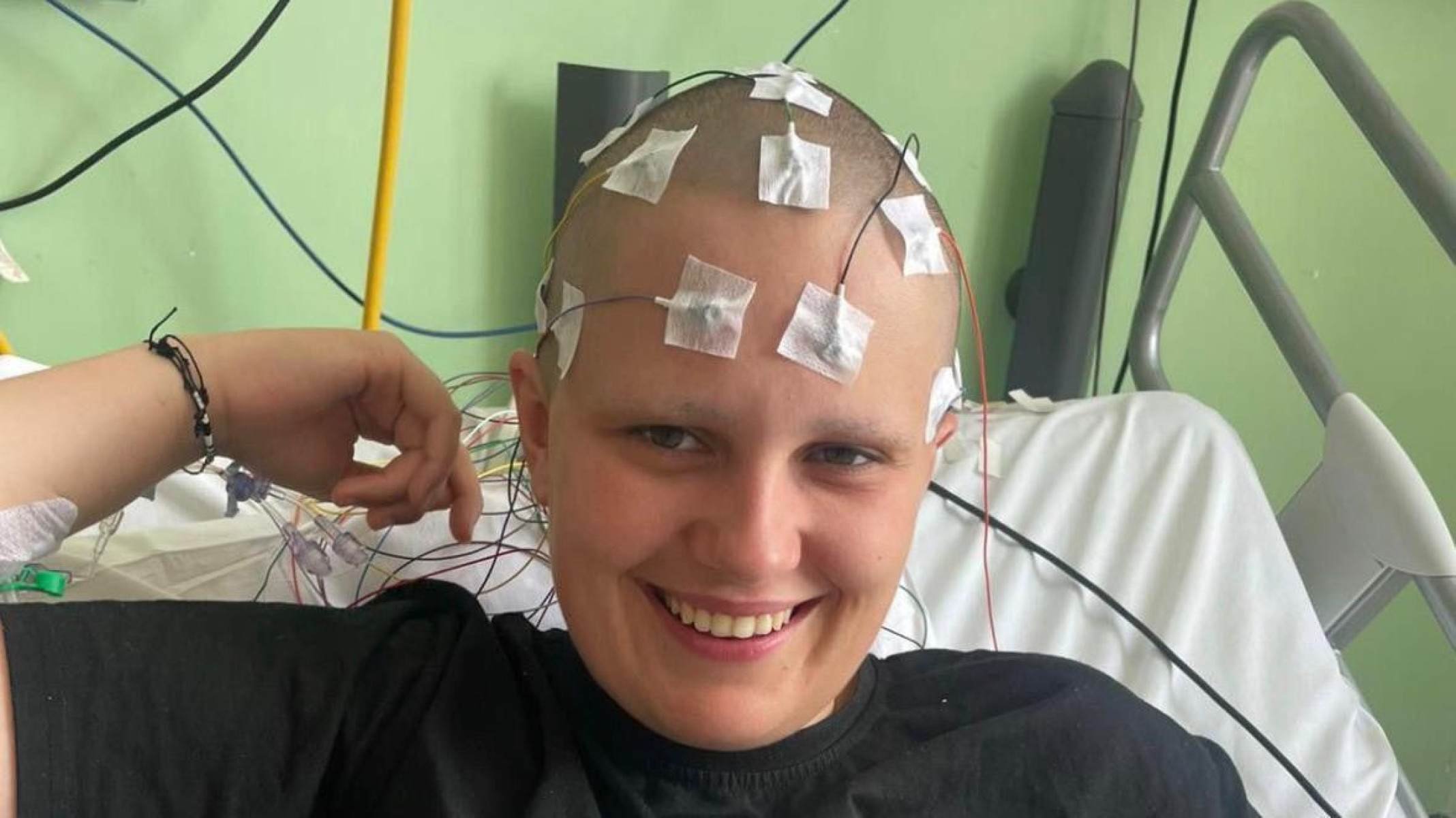 Em junho de 2025, Phoebe Tesoriere perdeu todo o seu cabelo -  (crédito: Phoebe Tesoriere)