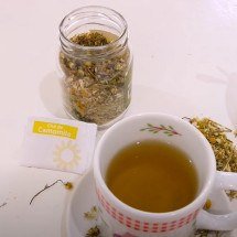 Chá de camomila ajuda a acalmar? Saiba a verdade por trás disso - Youtube/ Temperos da Vida