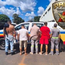 Quadrilha de SC é presa com 1 tonelada de fios de cobre furtados em MG - PMMG/Reprodução