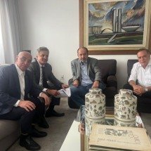 Tucanos e pedetistas discutem sucessão mineira em Brasília - DIVULGAÇÃO