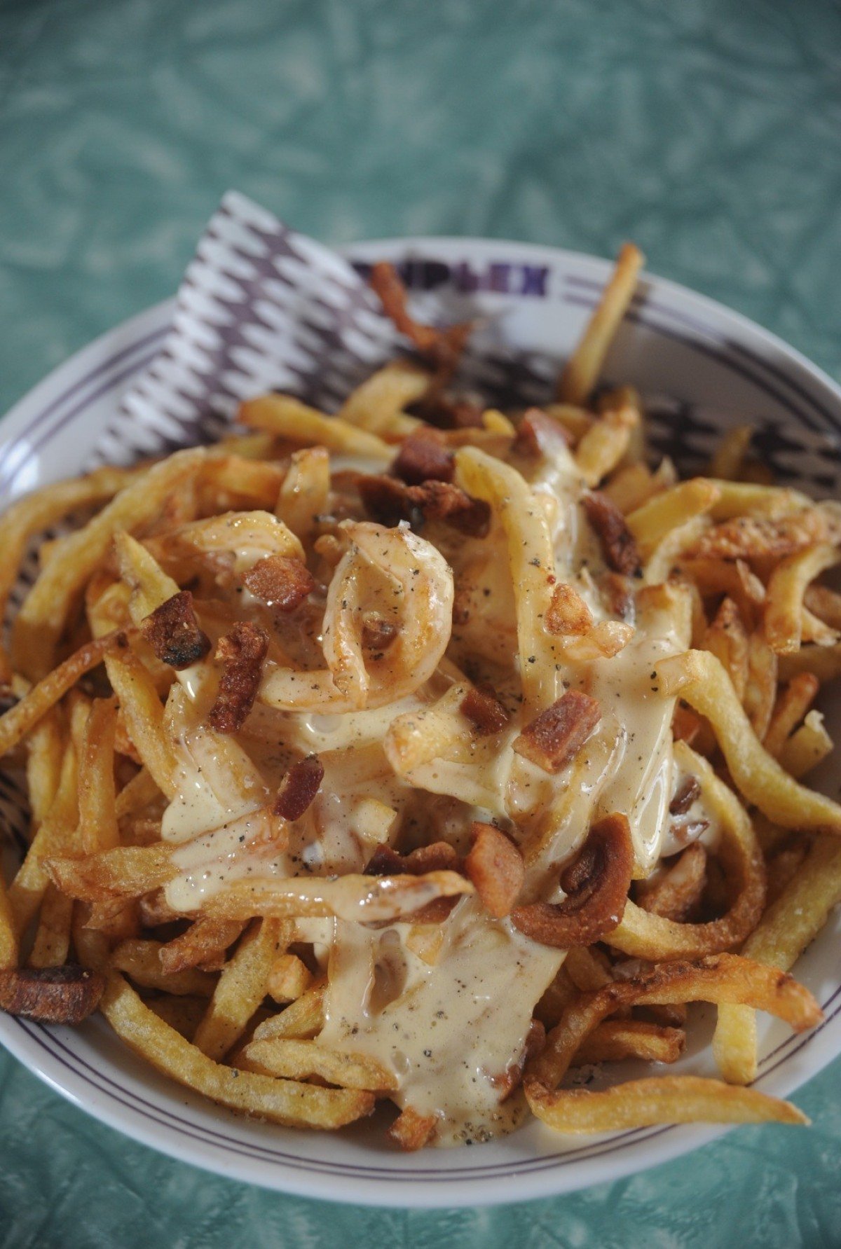 Ovo, guanciale e queijo formam a espuma que leva sabor para o prato do novo Duplex 