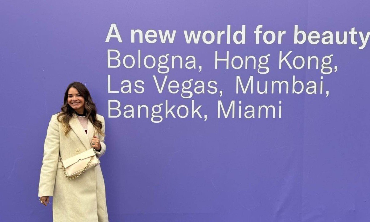 Amanda Coelho na Cosmoprof Bologna