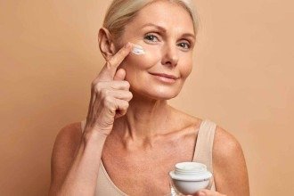 Skinminimalism: conheça a tendência de skincare com apenas uma etapa