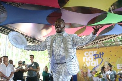 Wallace Guedes em janeiro de 2026, quando foi eleito, pela terceira vez, Rei Momo do Carnaval de Belo Horizonte
       -  (crédito: Marcos Vieira/EM/D.A.Press)