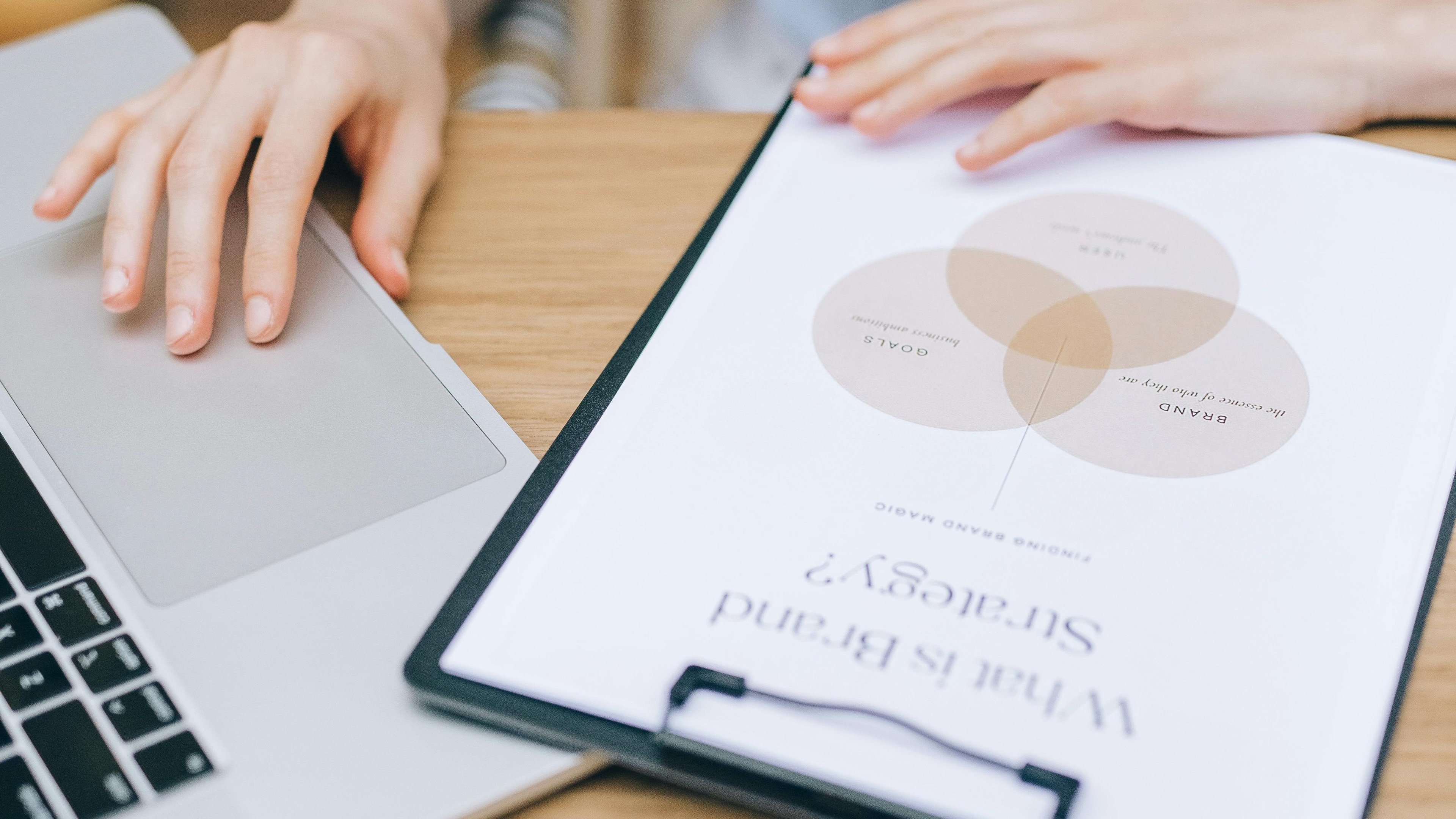 Registrar a sua marca &eacute; fundamental e para isso pode-se dar entrada no processo de registro no INPI, garantindo a prote&ccedil;&atilde;o do seu neg&oacute;cio. -  (crédito: Pexels)