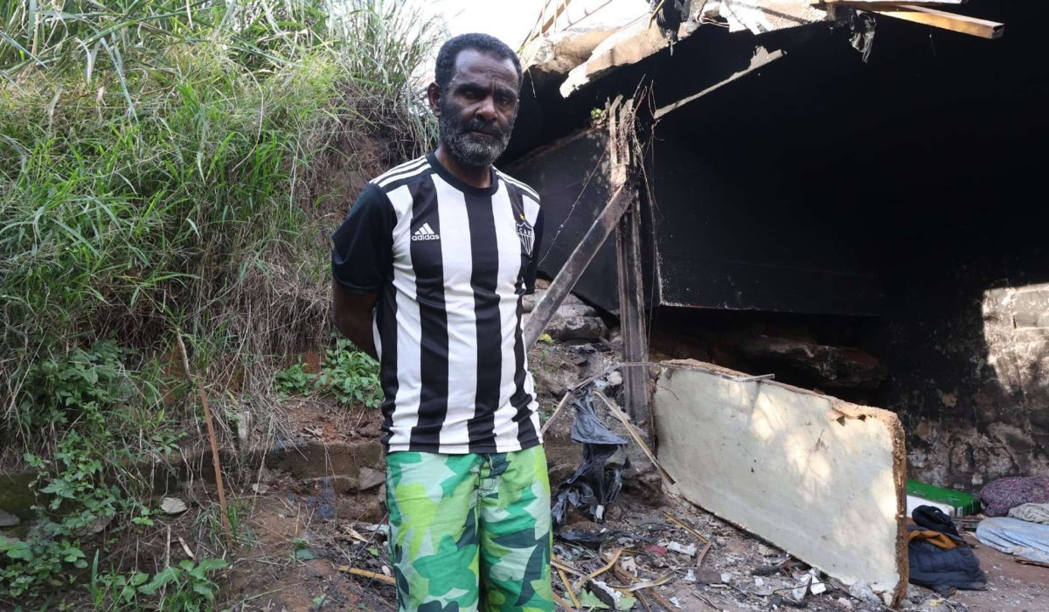 Paulo Sérgio se preparava para dormir embaixo do viaduto minutos antes da queda da carreta 