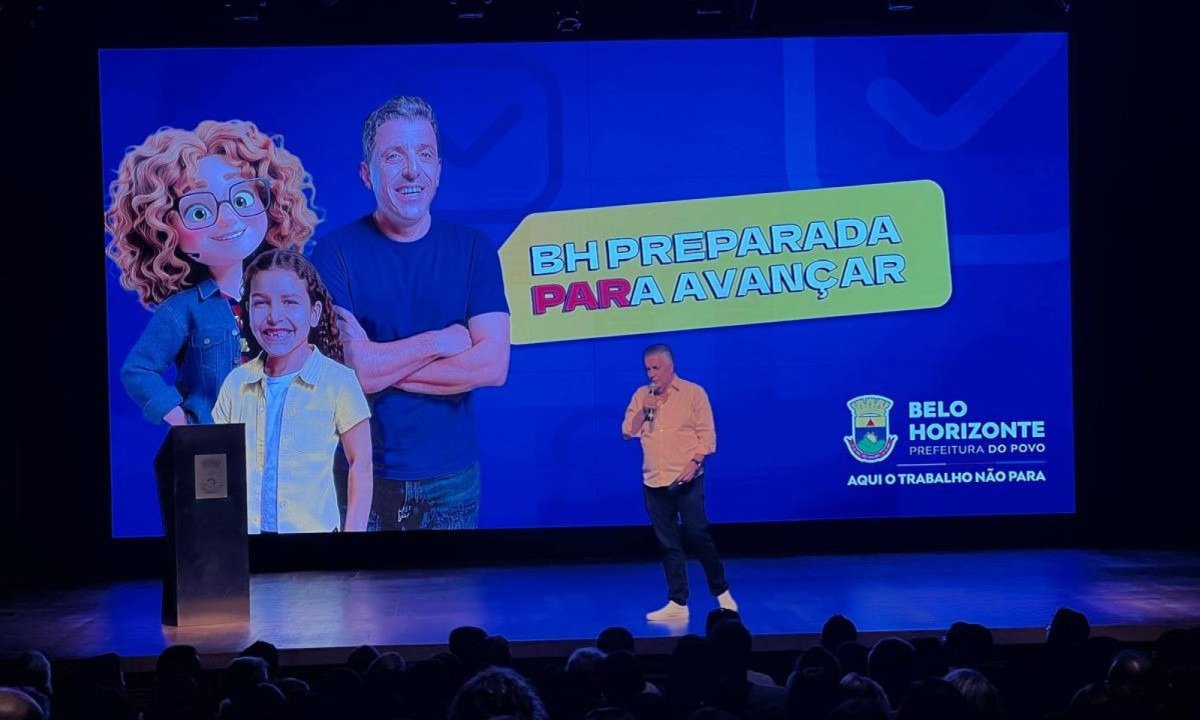 Prefeito &Aacute;lvaro Dami&atilde;o faz balan&ccedil;o de seu primeiro ano &agrave; frente da PBH