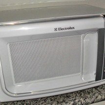 Segurança na cozinha: cuidados essenciais ao usar o micro-ondas para evitar acidentes domésticos - Naftali Andrade - Flickr