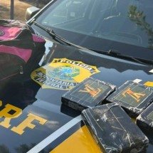 BR-365: mulher é presa com cocaína em ônibus com destino ao Norte de MG - PRF/Divulgação