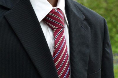 A gravata, símbolo de elegância, se consolidou como acessório clássico do vestuário masculino ao longo do tempo.
 -  (crédito: Pixabay )