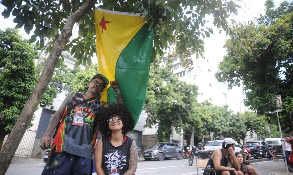 A Escola Estadual Governador Milton Campos &eacute; palco da primeira edi&ccedil;&atilde;o do Festival Internacional de Arte Urbana - UAI Graffiti