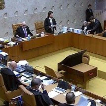 STF derruba lei de Santa Catarina que proíbe cotas raciais em universidades - TV Justiça/Youtube