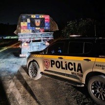 Carga de R$ 100 mil de cerveja falsificada é apreendida em rodovia de MG - PMMG