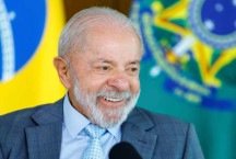 A frase usada para não subestimar o poder da máquina com Lula