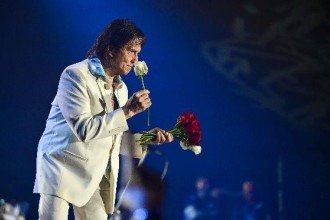 Roberto Carlos completa 85 com show ‘em casa’, turnê nos EUA e São João