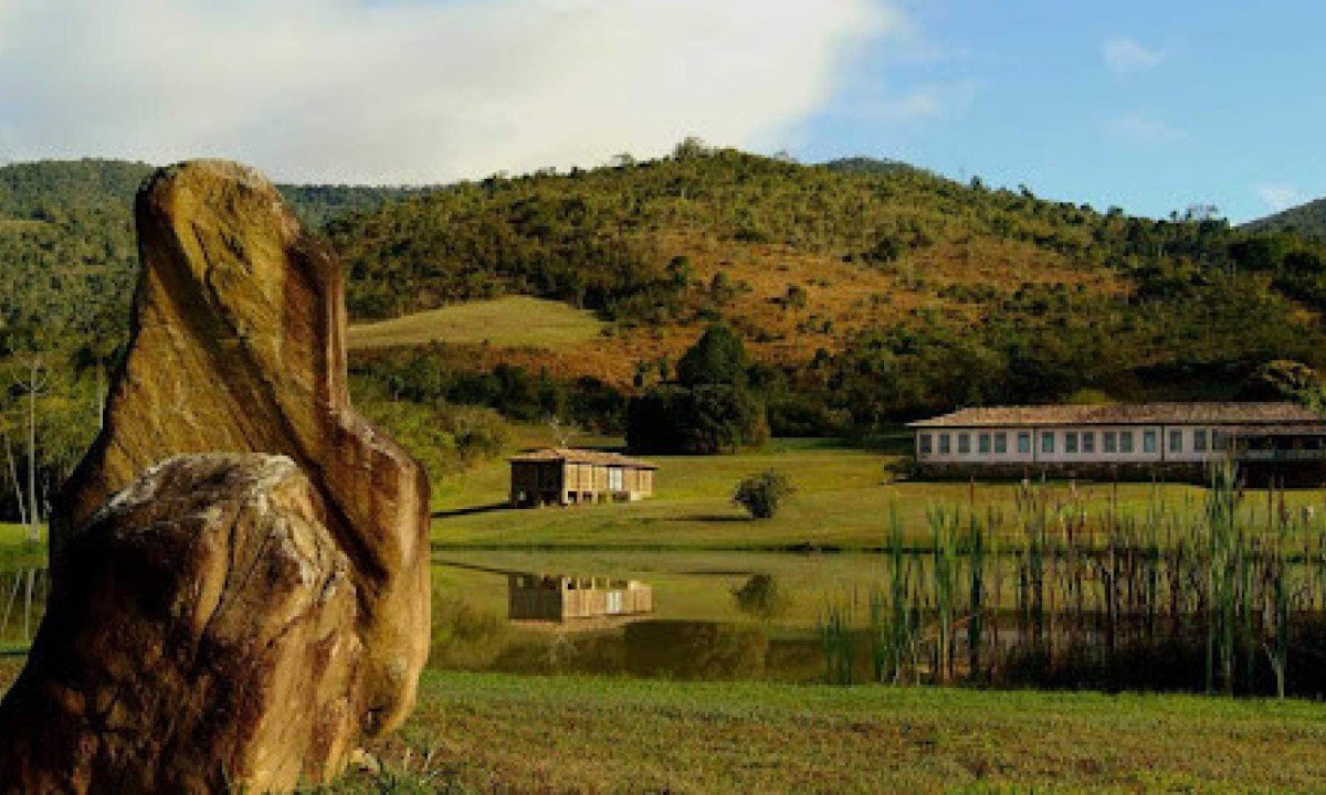 Cerca de 62% da &aacute;rea j&aacute; se encontra coberta por mata nativa, resultado de um trabalho cont&iacute;nuo de reflorestamento