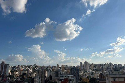 Apesar da possibilidade de pancadas de chuva, o domingo na capital mineira &eacute; de sol com m&aacute;xima estimada em 30 &deg;C, segundo a Defesa Civil municipal.

 -  (crédito: Laura Scardua/EM/D.A Press)
