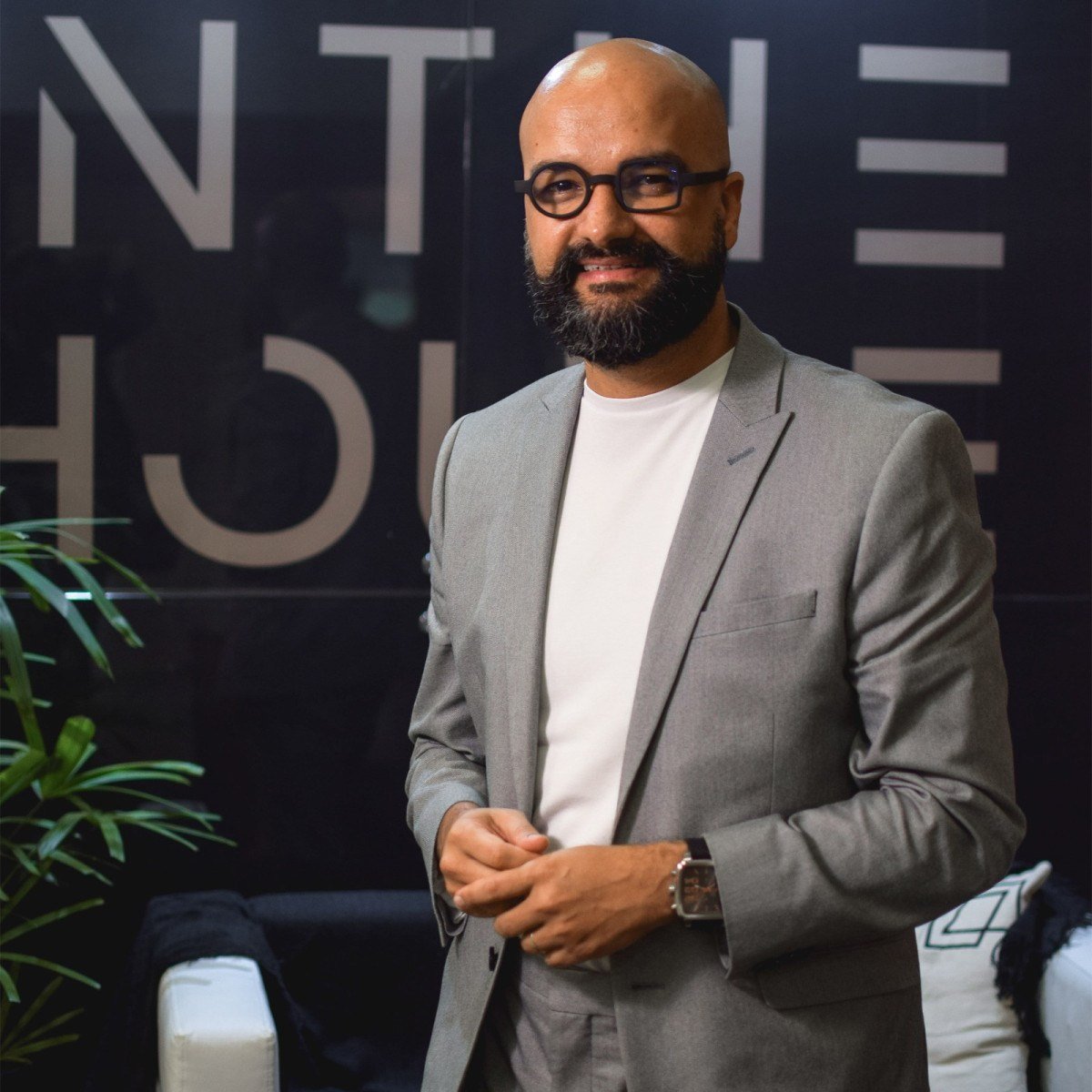 'Os neg&oacute;cios acompanham os movimentos sociais e j&aacute; vamos observando a influ&ecirc;ncia do uso das canetas emagrecedoras', observa Marc&iacute;lio Alves, consultor e estrategista de branding