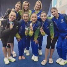 No último da 3ª etapa, conjunto brasileiro brilha em Baku e garante medalha de prata na Copa do Mundo de Ginástica Rítmica - Divulgac?a?o/CBG