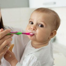 Potes de papinha de bebê são contaminados com veneno de rato - FreePIk