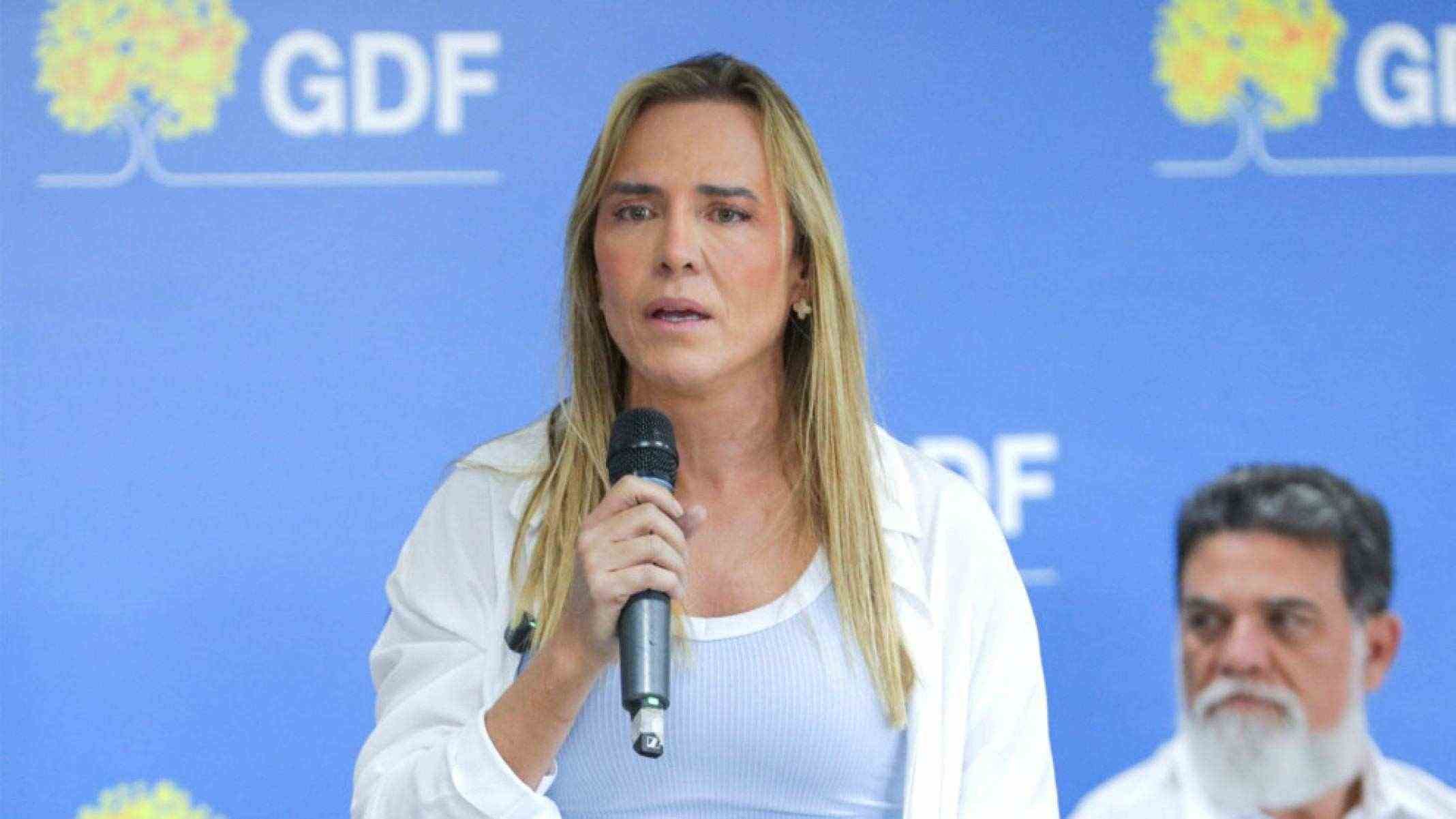 Celina troca chefias de órgãos e se afasta das crises do Master e de ex-secretário