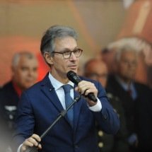 Zema faz críticas a Brasília e defende "mudança estrutural"  - ALEXANDRE GUZANSHE/EM/DAPRES