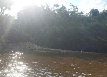 Corpo de jovem de 19 anos que se afogou ao tentar atravessa rio em Minas é encontrado pelo Corpo de Bombeiros -  (crédito: CBMMG/Divulgação)