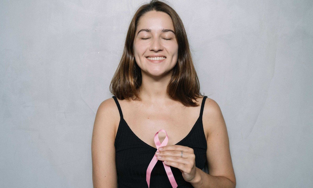 Câncer de mama: sinais de alerta que toda mulher precisa conhecer - Pexels/ Anna Tarazevich