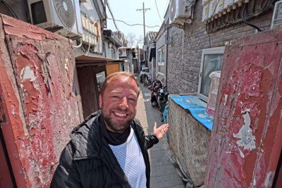 Por fora, a casa onde MaurÃ­cio mora Ã© revestida por isopor -  (crédito: Arquivo pessoal)