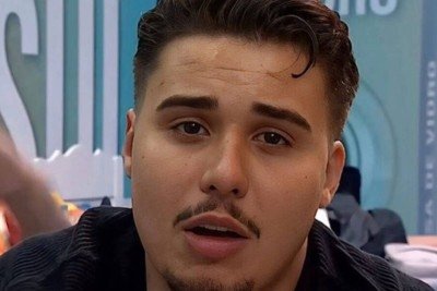 'Vá aprender o que é assédio': ex-BBB 26 Pedro Espíndola ataca seguidora após ficar fora da final -  (crédito: Tupi)