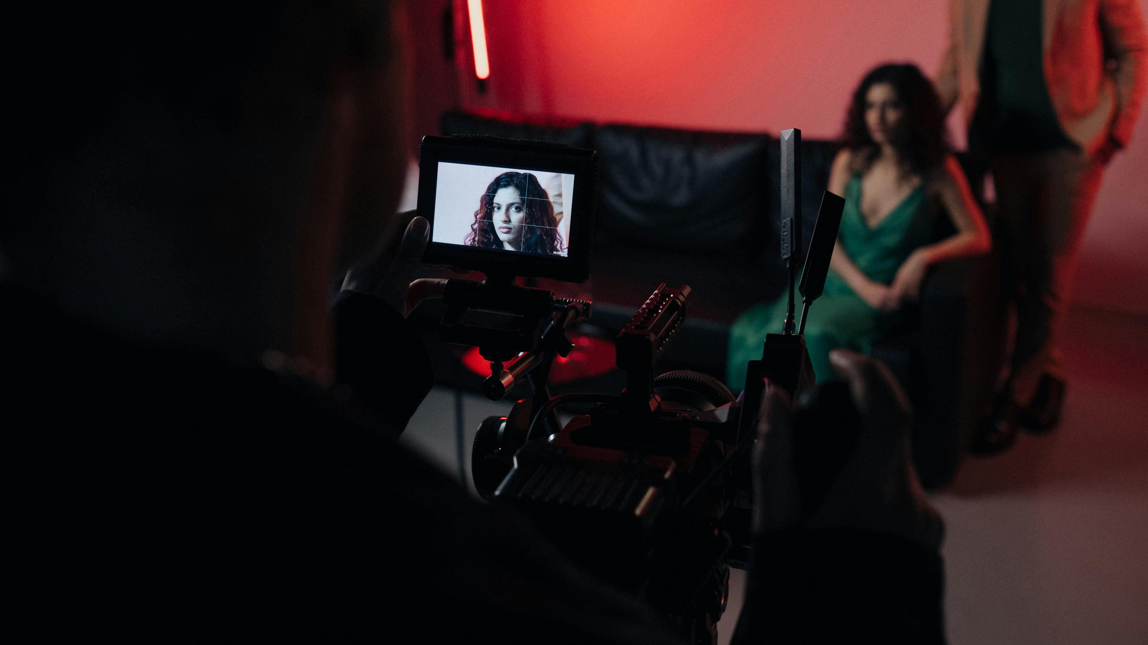 Ansiedade de performance: como atores lidam com a pressão da carreira - Pexels/  Ron Lach