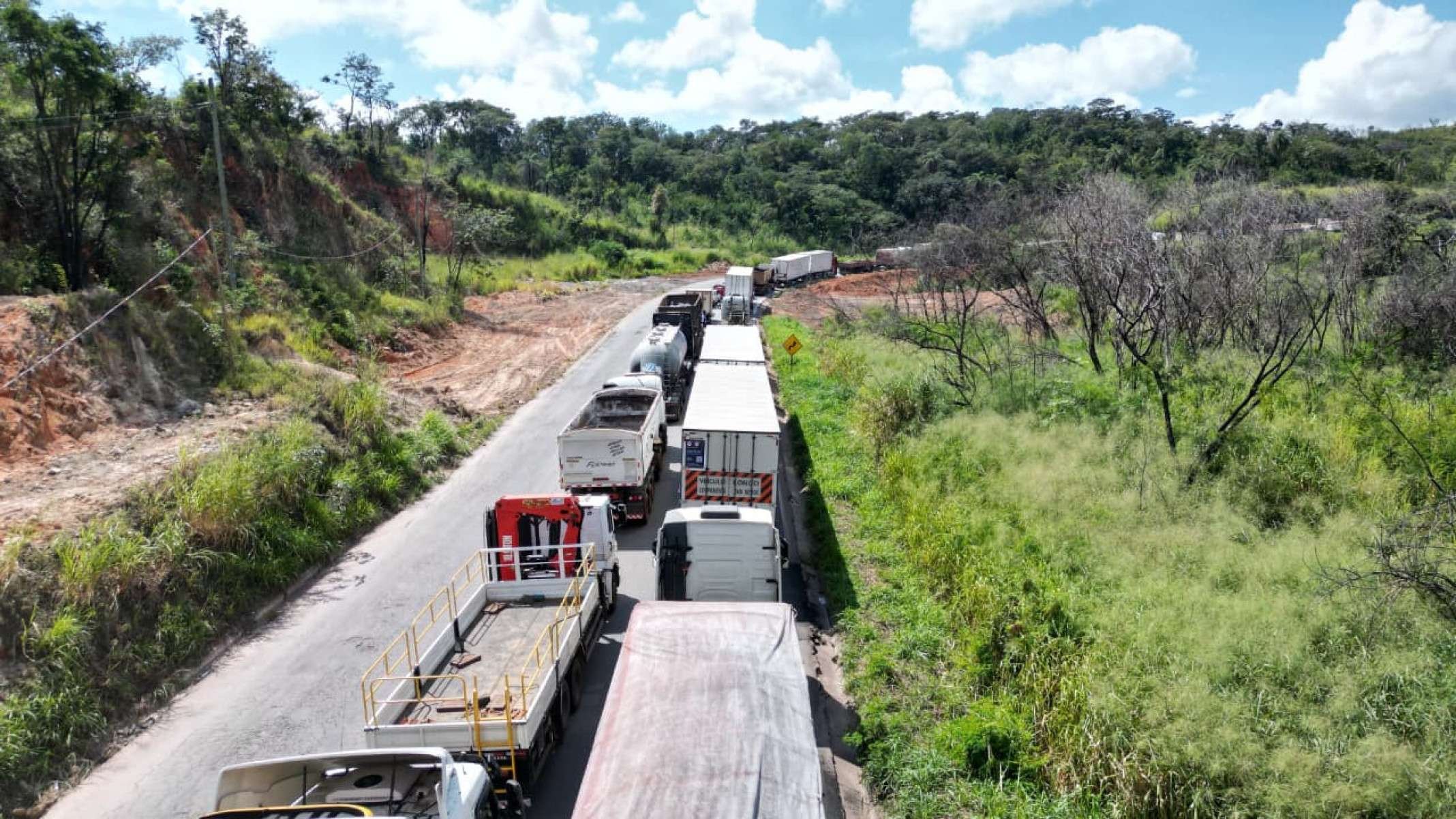 Os dois sentidos foram liberados na tarde desta quarta-feira (22/4)