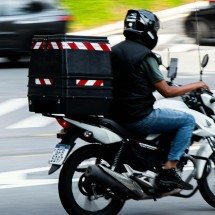 Motociclista é morto com quatro tiros na cabeça durante entrega em BH - Pexels/ Wallace Chuck
