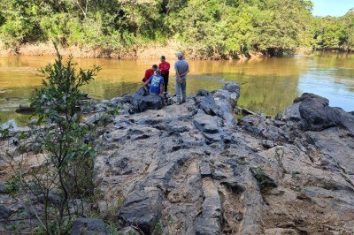 O incidente aconteceu no trecho ap&oacute;s a Fazenda do Pombal, nas proximidades da &aacute;rea conhecida na regi&atilde;o como Cachoeira do Doze -  (crédito: CBMMG)