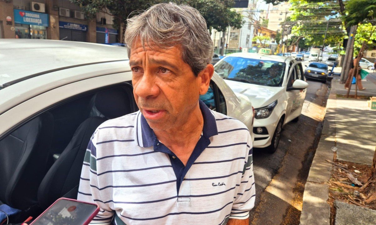 Taxista Pedro Paulo de Oliveira fala sobre o tr&acirc;nsito na rua Domingos Vieira