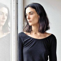 O ajuste nas rédeas do luto da escritora argentina Julieta Correa - DOMINIQUE BESANSON/DIVULGAÇÃO