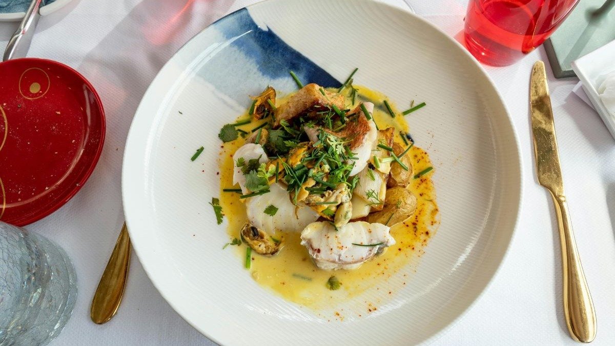 Para o Dia das M&atilde;es, pratos principais elaborados convidam a celebrar a data com sabor e apresenta&ccedil;&atilde;o marcantes. -  (crédito: Bingqian Li de Pexels)