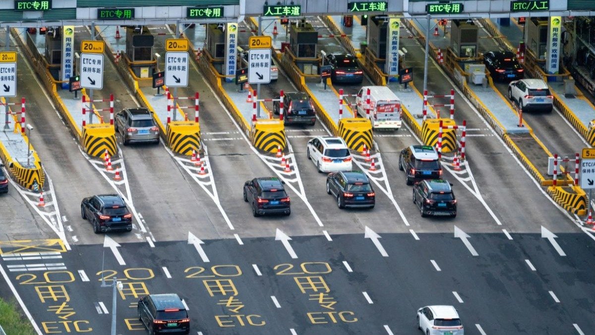  O valor arrecadado vai muito al&eacute;m do recapeamento do asfalto, cobrindo uma s&eacute;rie de custos  -  (crédito: Chen EdisoN de Pexels)