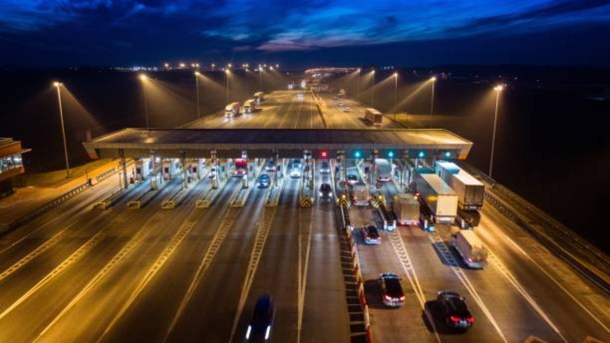 A moderniza&ccedil;&atilde;o da cobran&ccedil;a com tags autom&aacute;ticas visa agilizar a passagem e reduzir o tr&aacute;fego em ped&aacute;gios -  (crédito: iStock)