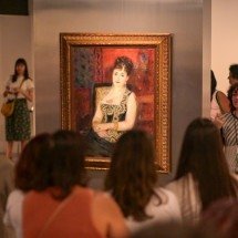 Jovens fazem visita mediada em exposição de Renoir na Casa Fiat - Leandro Couri/EM/D.A Press