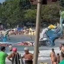 Balão cai na Praia de Copacabana e assusta banhistas no feriadão do Rio - Tupi